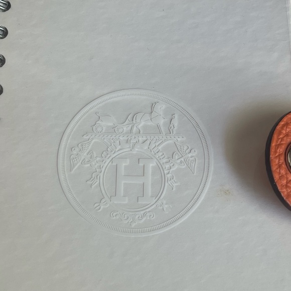 Authentic Hermès notepad! - Picture 7 of 16